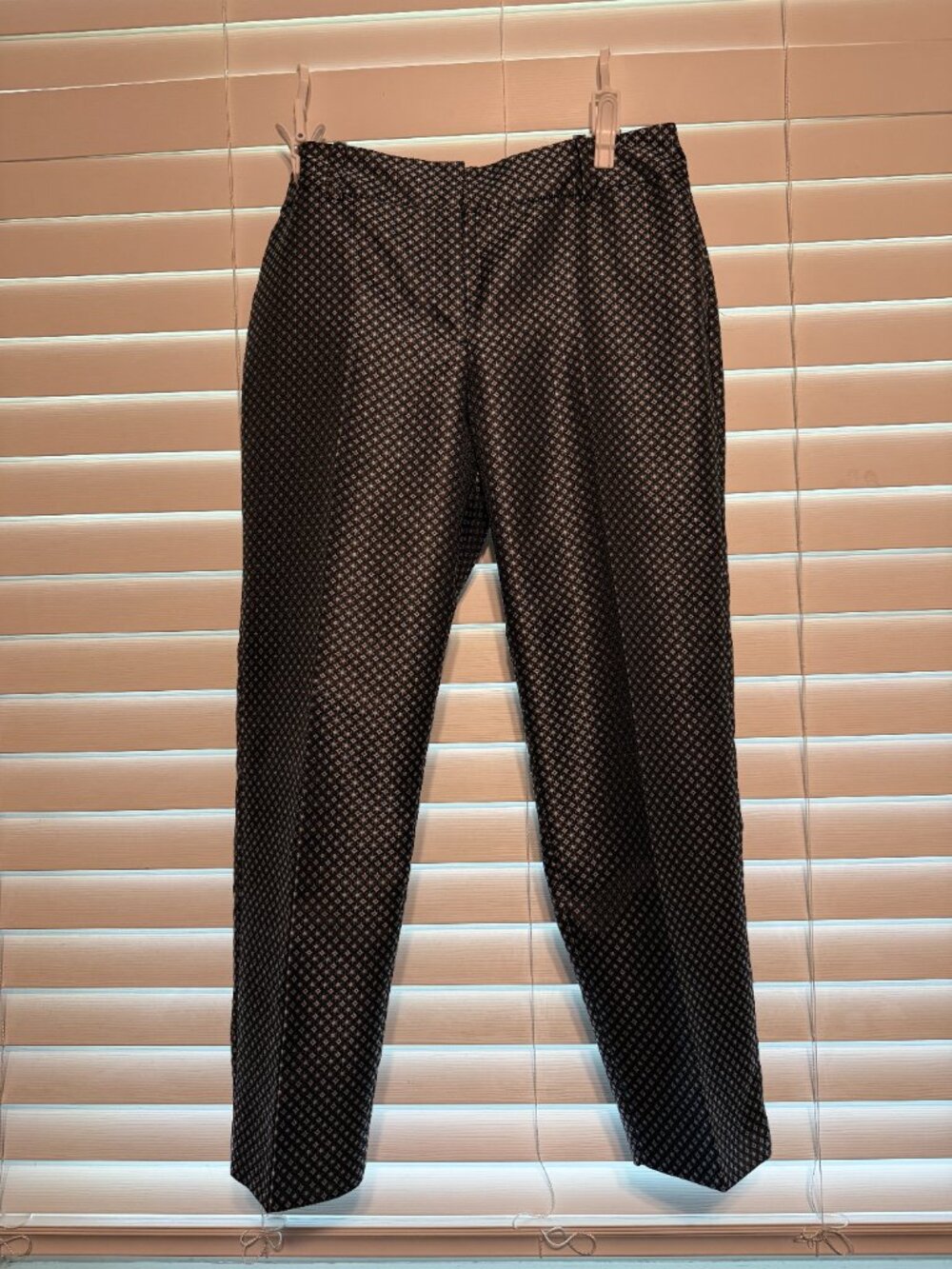 Women's Size 4 Ann Taylor Signature Pants